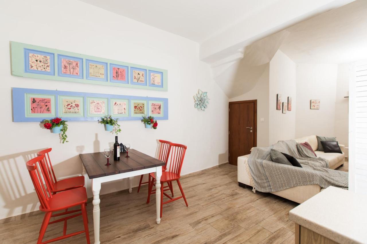 העיירה רתימנו Asikiko Suites מראה חיצוני תמונה