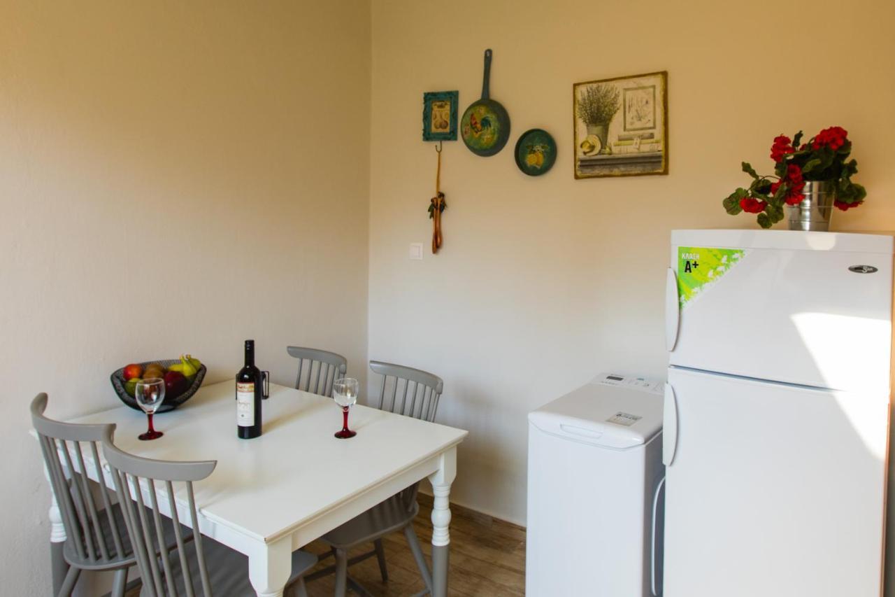 העיירה רתימנו Asikiko Suites מראה חיצוני תמונה