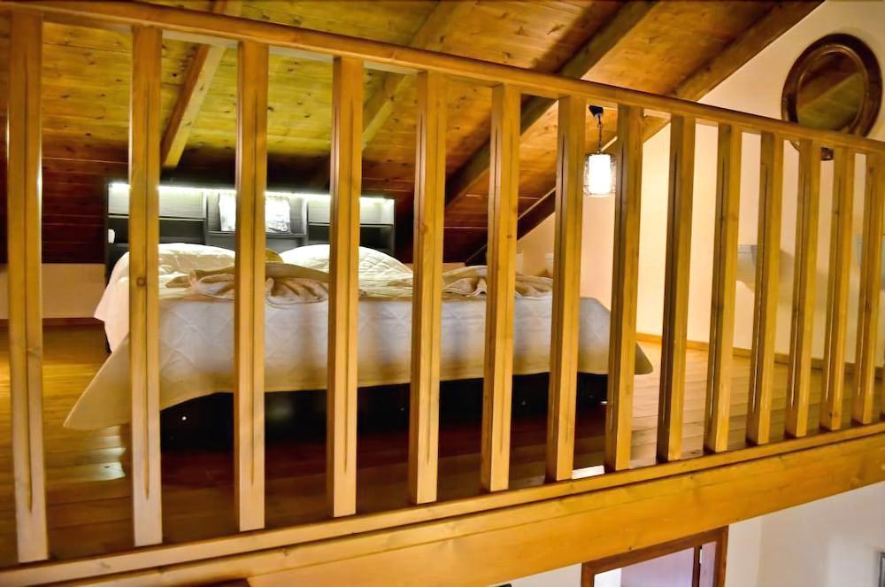 העיירה רתימנו Asikiko Suites מראה חיצוני תמונה